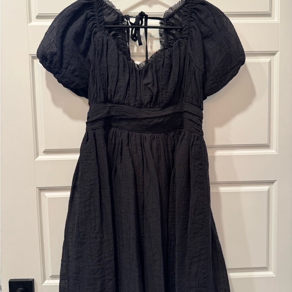 Chic Black Puff Sleeve Mini Dress